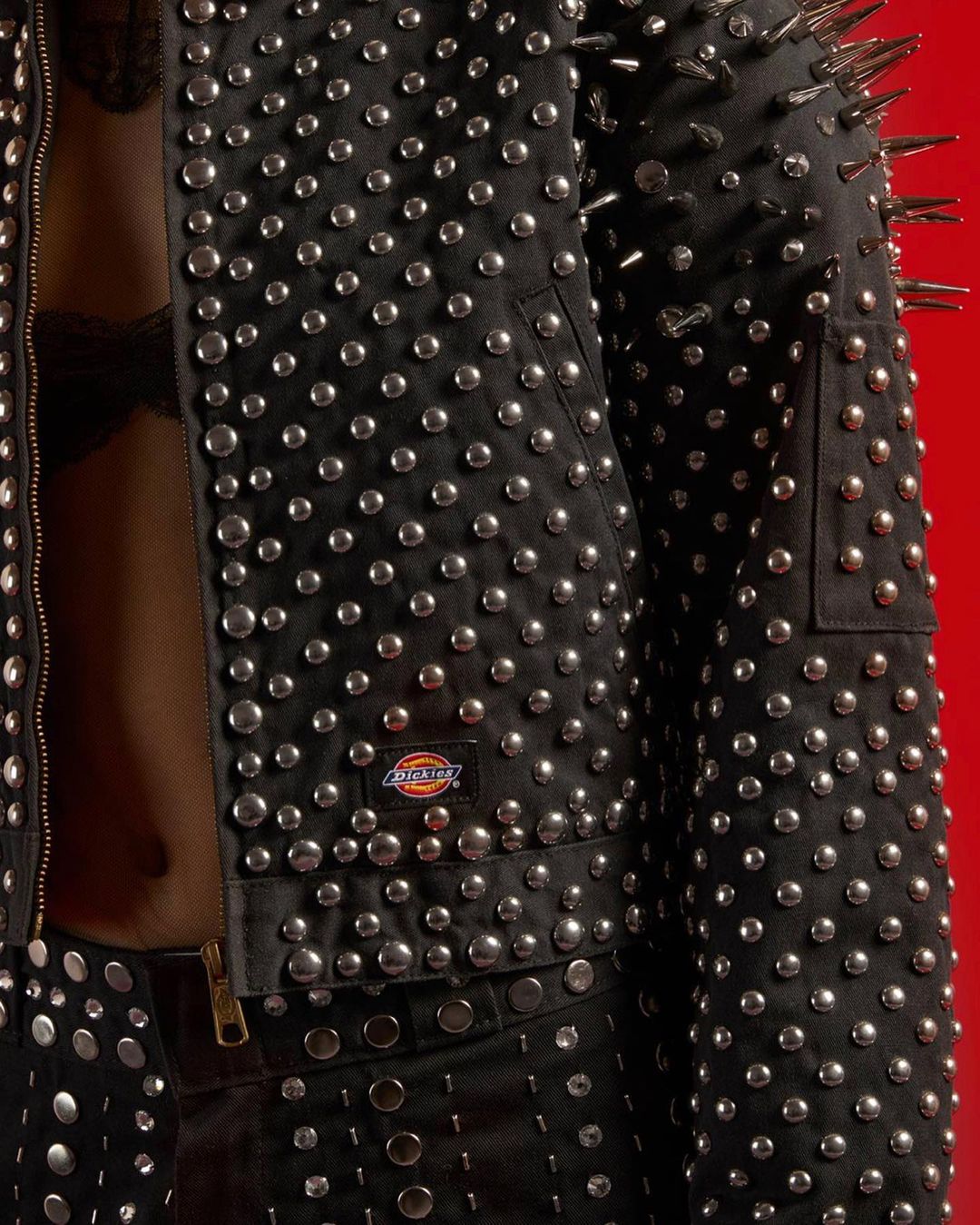 這重磅聯名你敢想？可能是史上最貴工裝的 GUCCI x Dickies 聯乘系列曝光！