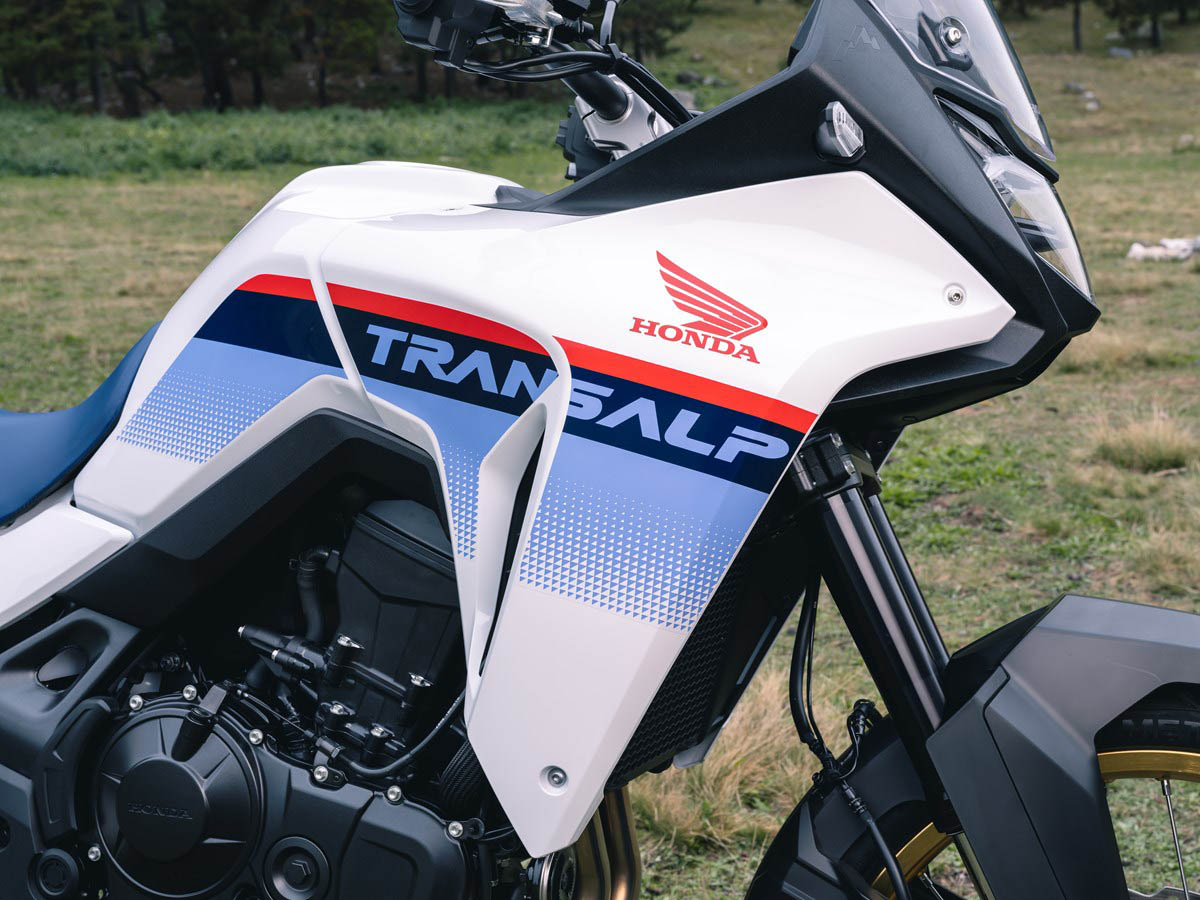 變種黃蜂？！Honda 中量級冒險車款、XL750 Transalp 問世