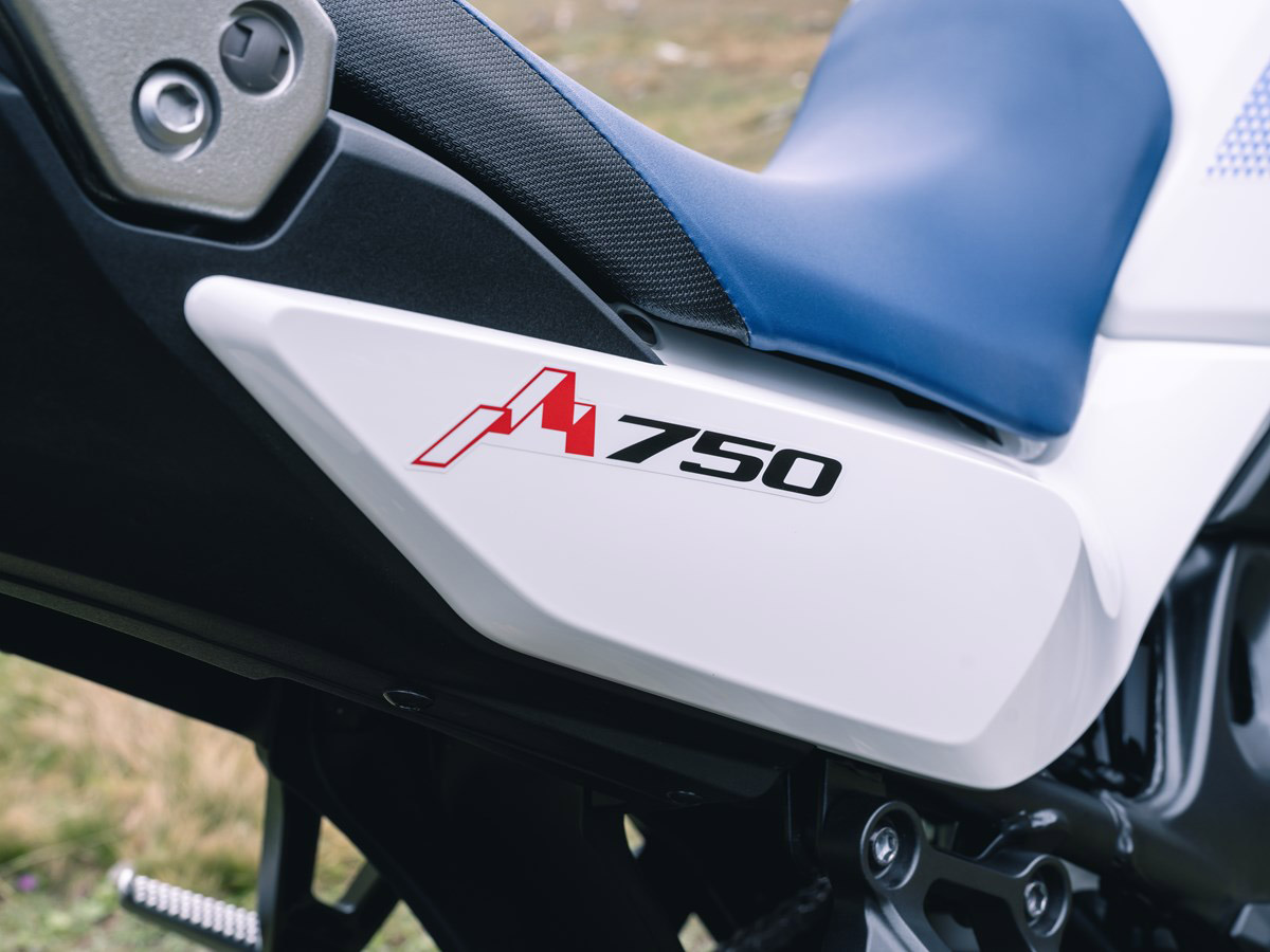 變種黃蜂？！Honda 中量級冒險車款、XL750 Transalp 問世