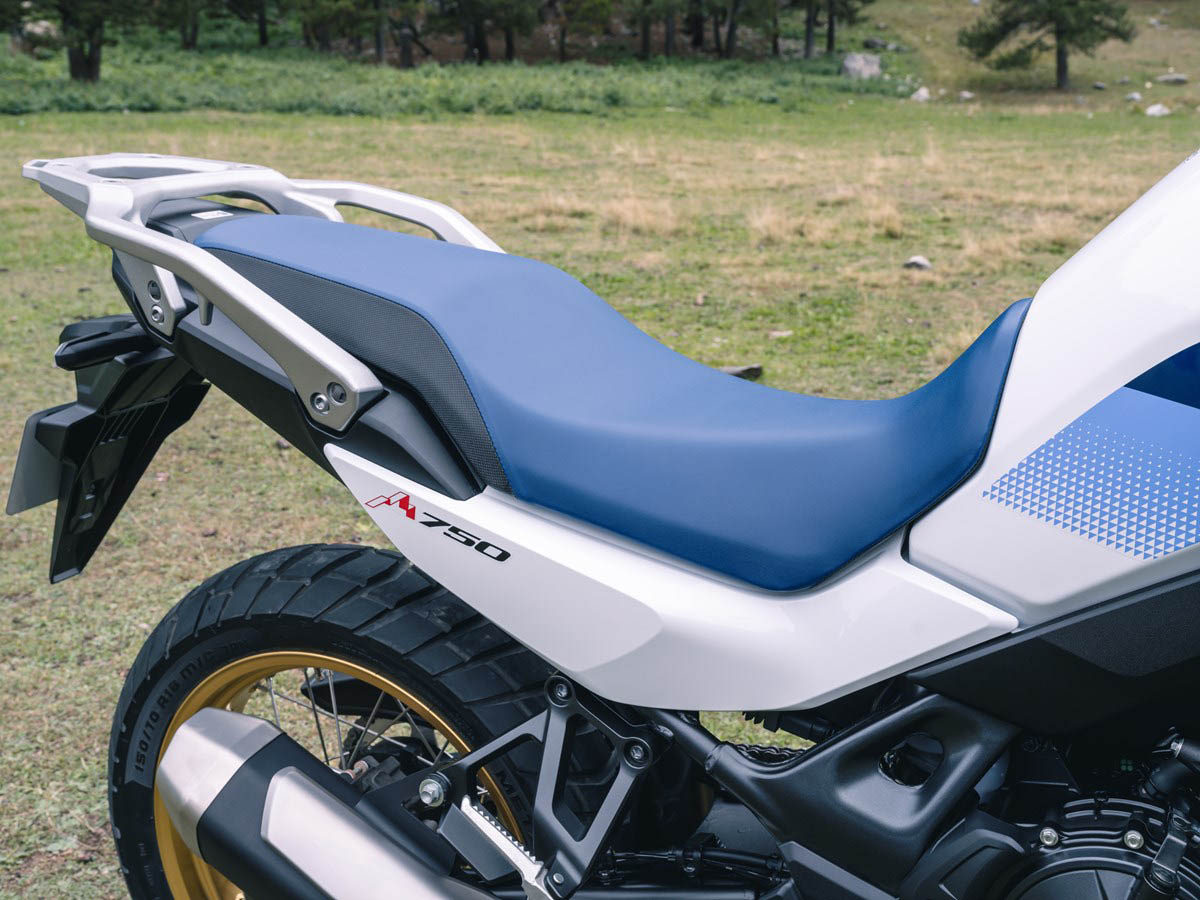 變種黃蜂？！Honda 中量級冒險車款、XL750 Transalp 問世