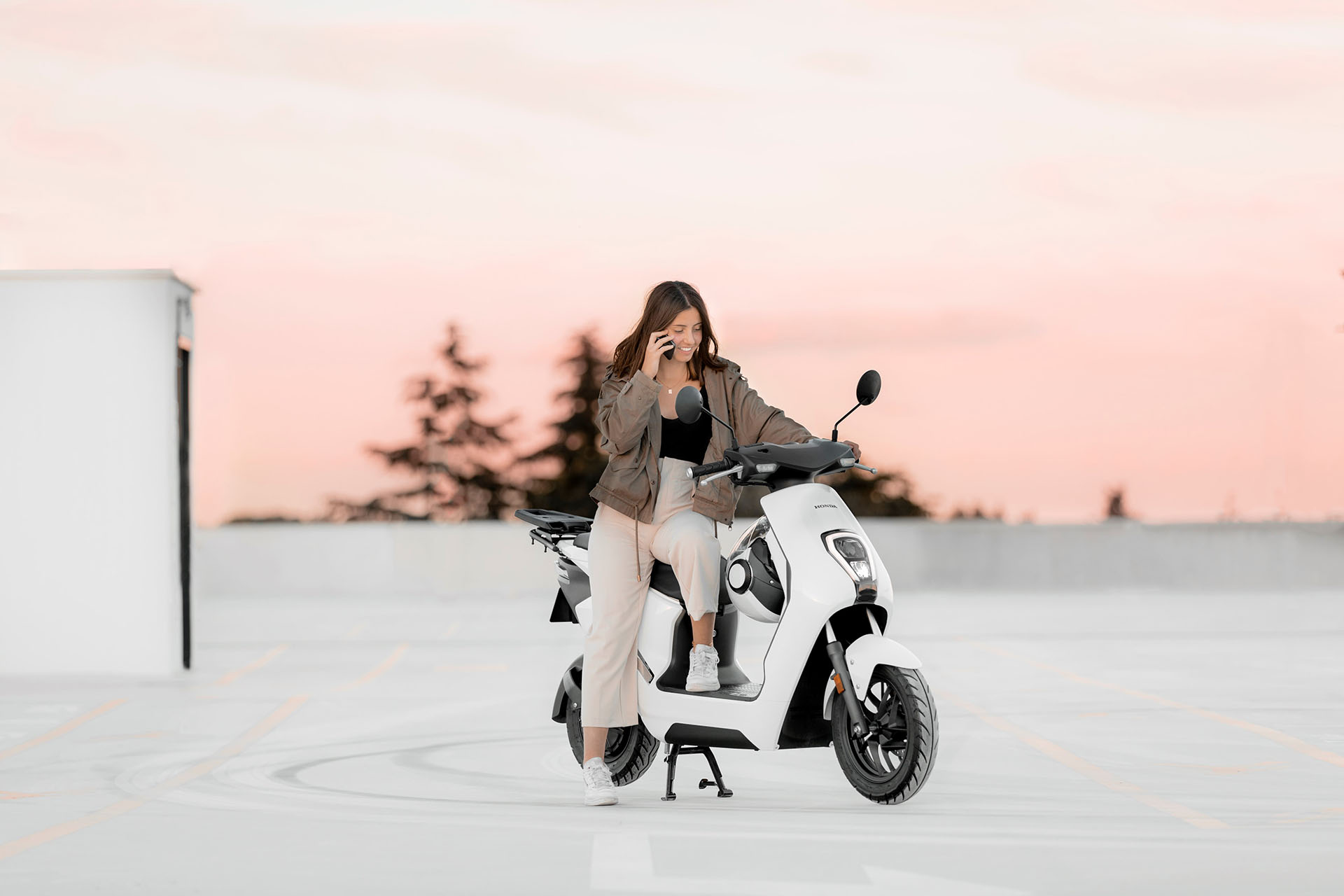 2023 夏季開賣！Honda 推出 EM1 e: 輕型電動機車
