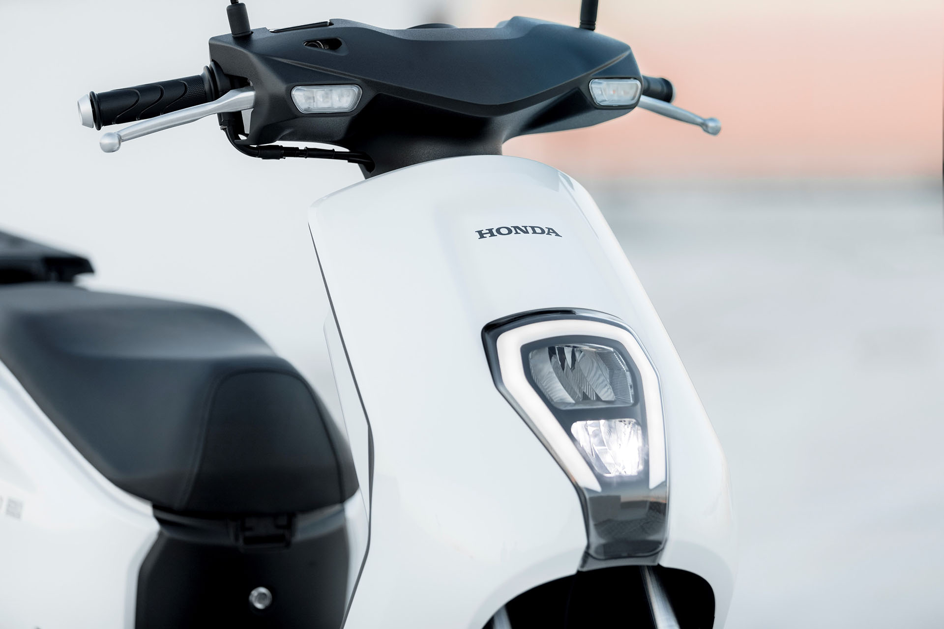 2023 夏季開賣！Honda 推出 EM1 e: 輕型電動機車