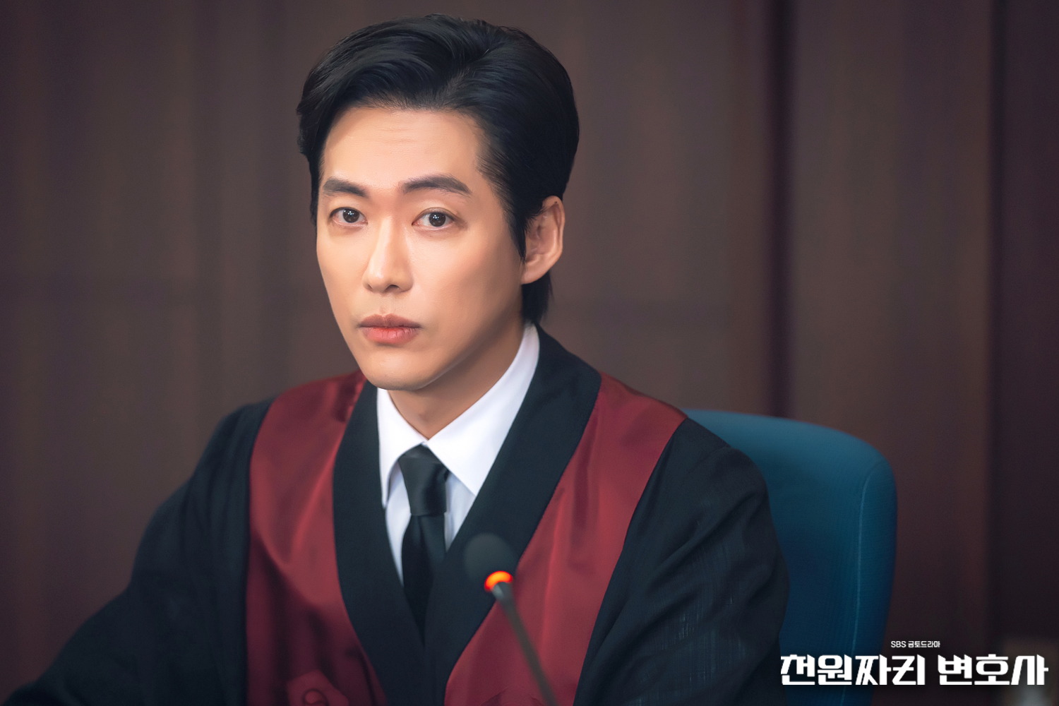 2022 年度「最亮眼演員」TOP 5！《財閥家的小兒子》宋仲基今年連兩部戲劇都爆紅！童星出生的「她」贏過眾人拿下第一！