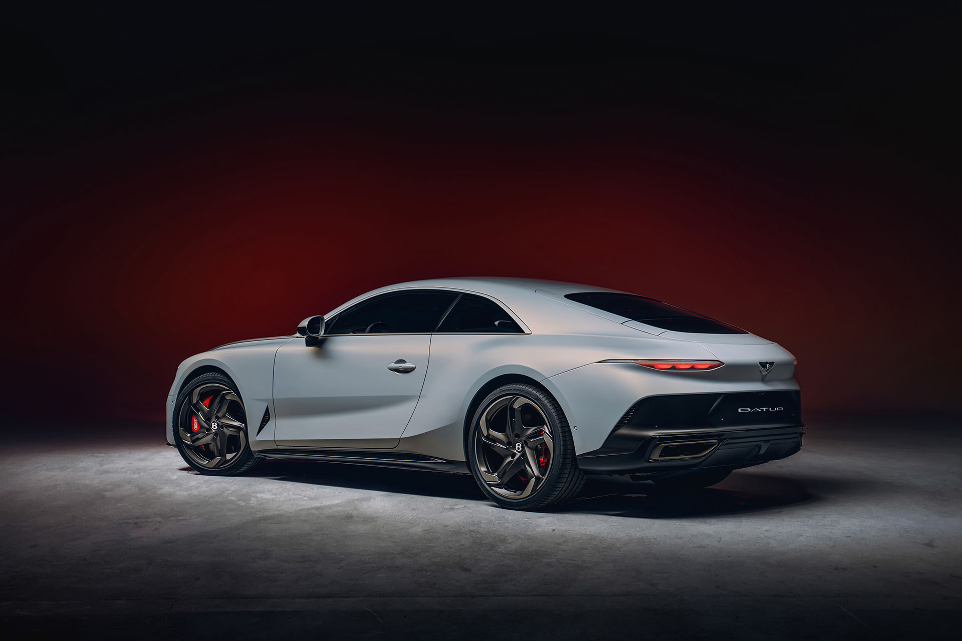最後的 W12 引擎！Bentley Mulliner Batur 限量 18 台登場！