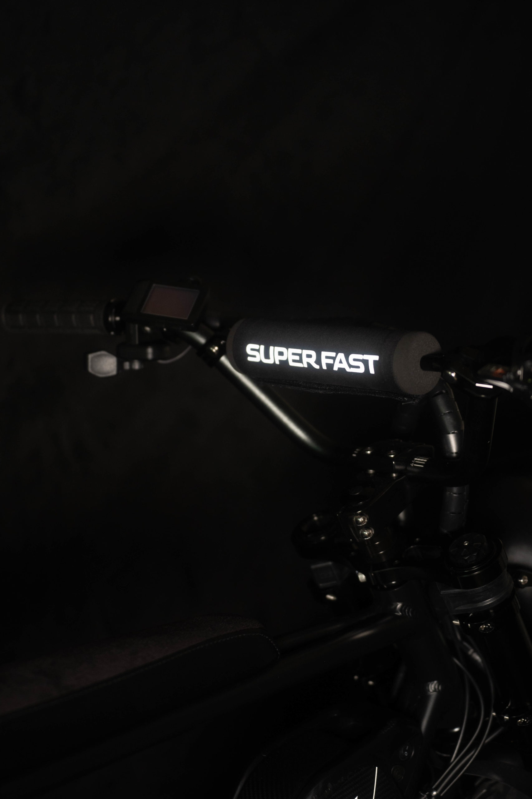 Superfast全新越野車架設計，搭配「台味」形象預購開跑！