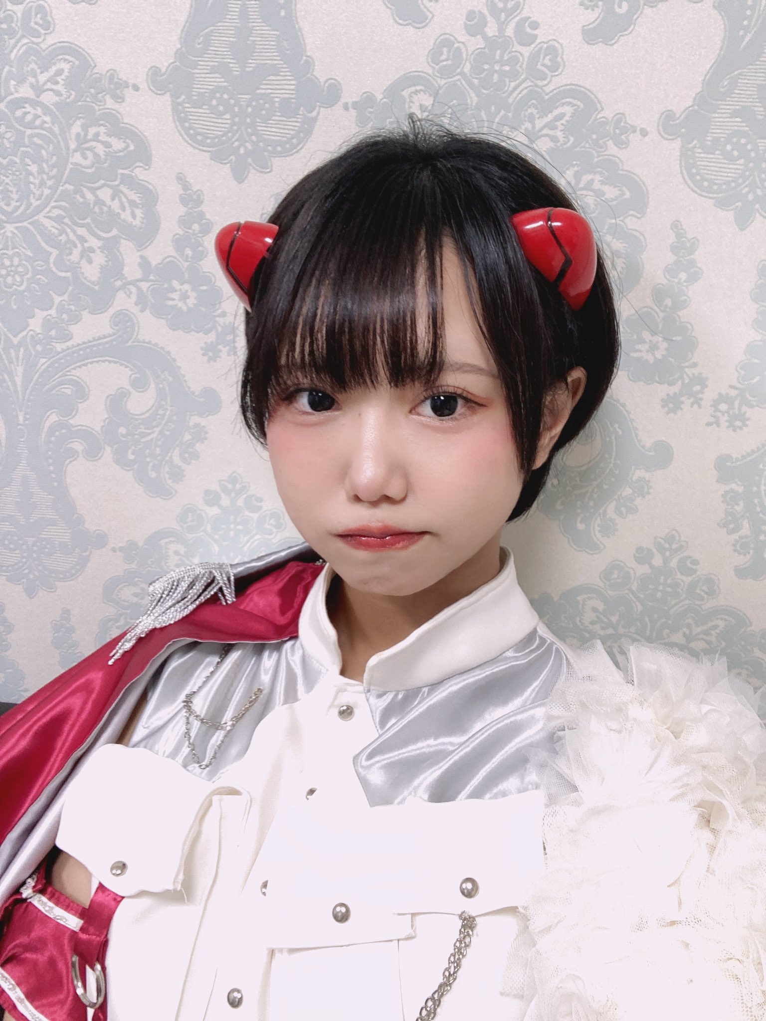 人氣 AV 女優吃蕎麥麵驚傳過敏送醫！一度發出病危通知　親曬照片卻被抓包偷盜圖