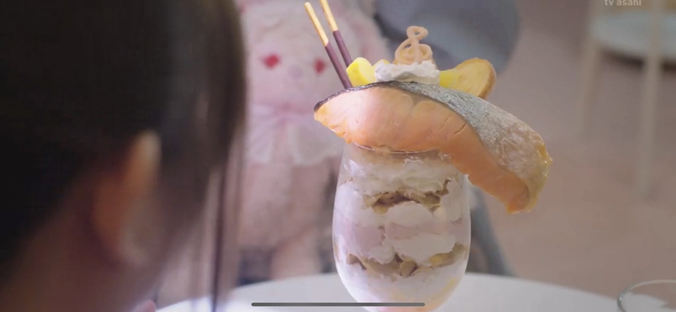 你以為蛋捲冰淇淋加番茄醬是邪教？摩斯漢堡力推「炸雞配奶昔」網友：意外的好吃？