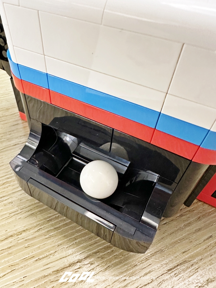 COOL開箱｜樂高歷來最高、最大、最應景的LEGO話題盒組一次到齊！10307艾菲爾鐵塔、76210浩克毀滅者、21337手足球