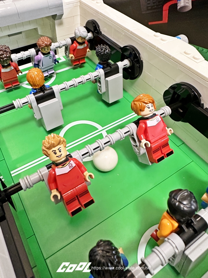 COOL開箱｜樂高歷來最高、最大、最應景的LEGO話題盒組一次到齊！10307艾菲爾鐵塔、76210浩克毀滅者、21337手足球