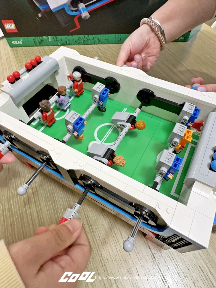 COOL開箱｜樂高歷來最高、最大、最應景的LEGO話題盒組一次到齊！10307艾菲爾鐵塔、76210浩克毀滅者、21337手足球