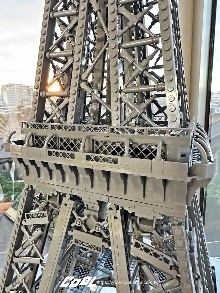 COOL開箱｜樂高歷來最高、最大、最應景的LEGO話題盒組一次到齊！10307艾菲爾鐵塔、76210浩克毀滅者、21337手足球