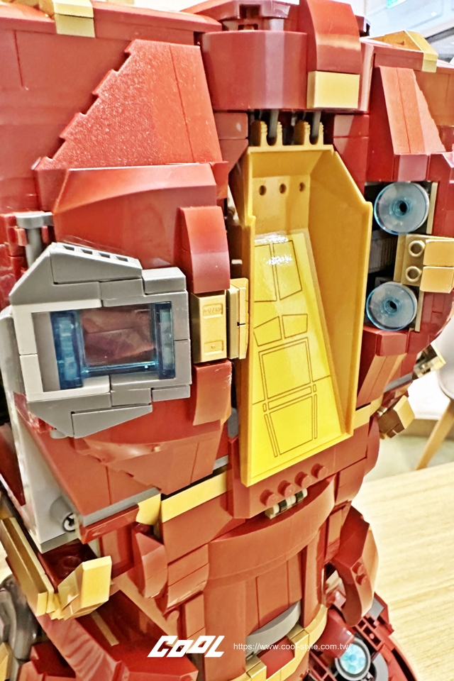 COOL開箱｜樂高歷來最高、最大、最應景的LEGO話題盒組一次到齊！10307艾菲爾鐵塔、76210浩克毀滅者、21337手足球