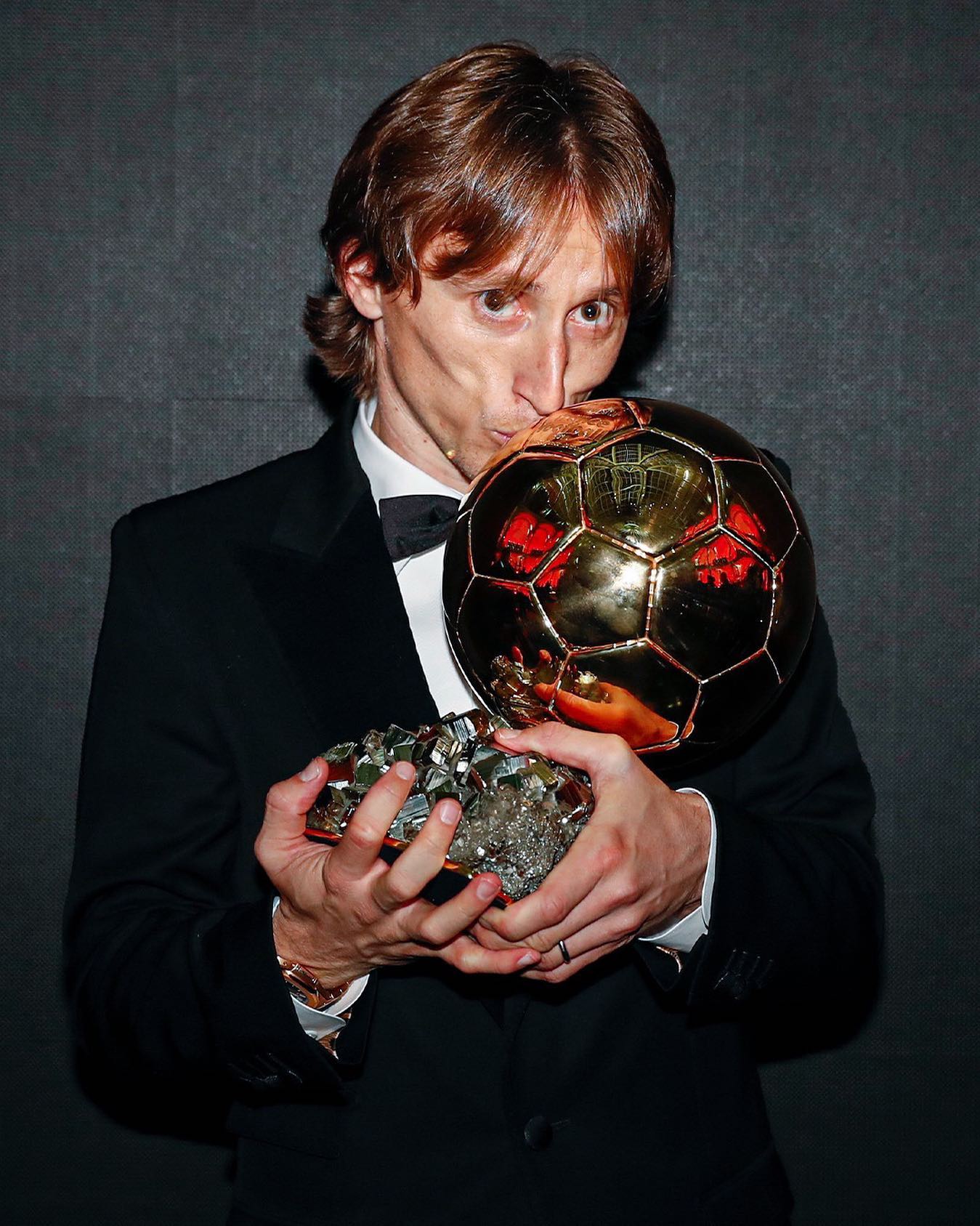 Messi 爭冠第一堵牆! 難民營中成長的足球天才 魔笛 Luka Modrić