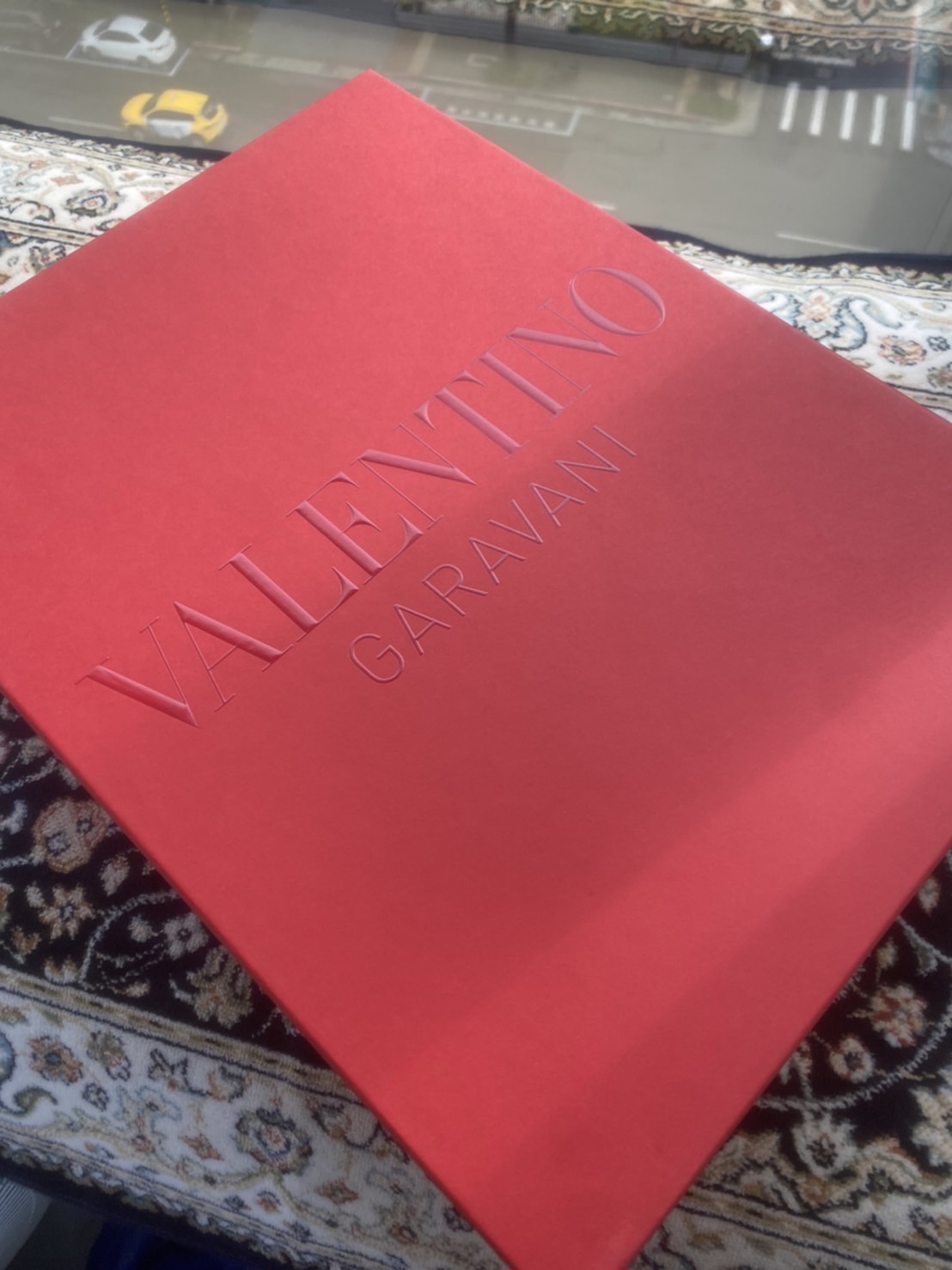 COOL開箱｜奢華與街頭間的絕佳平衡！近賞 Valentino Garavani One Stud XL 鞋款  堪稱藝術品等級！