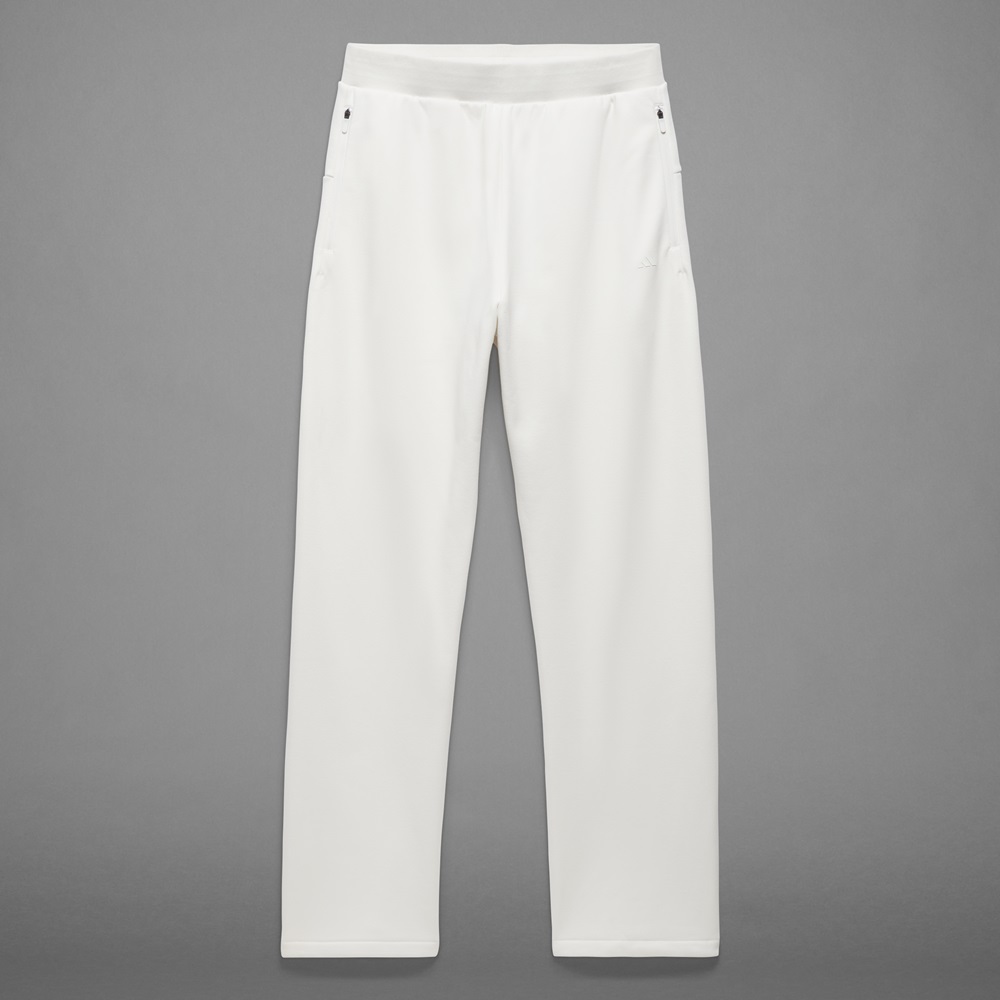 IG 貼文全刪光？adidas Basketball 全新系列回歸初衷，三葉草 Logo 加極簡設計是預告什麼重磅彩蛋？