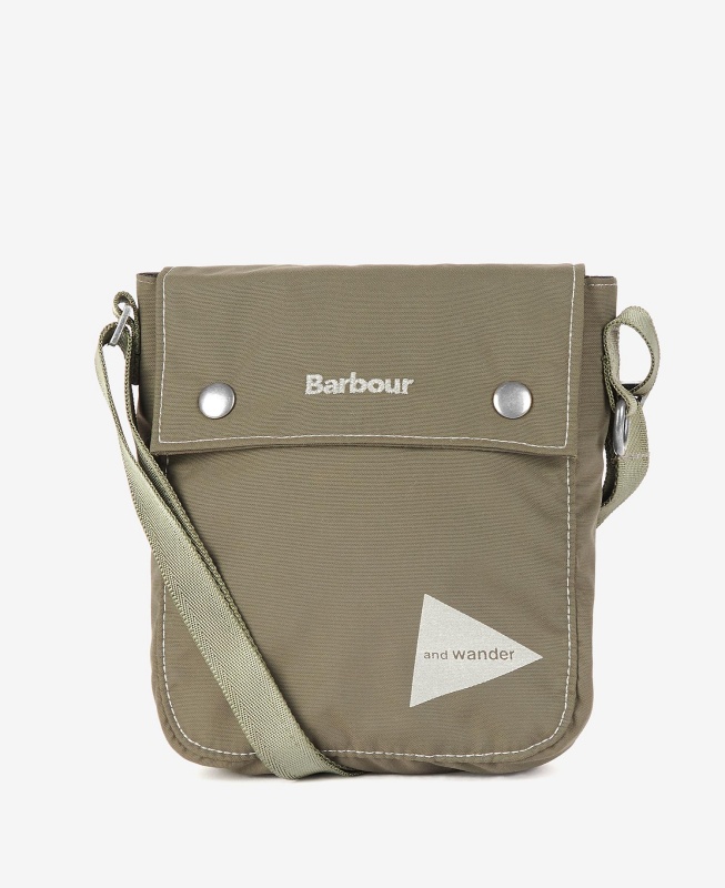 英日兩大機能王者攜手！ Barbour x and wander 聯乘系列重磅登場！