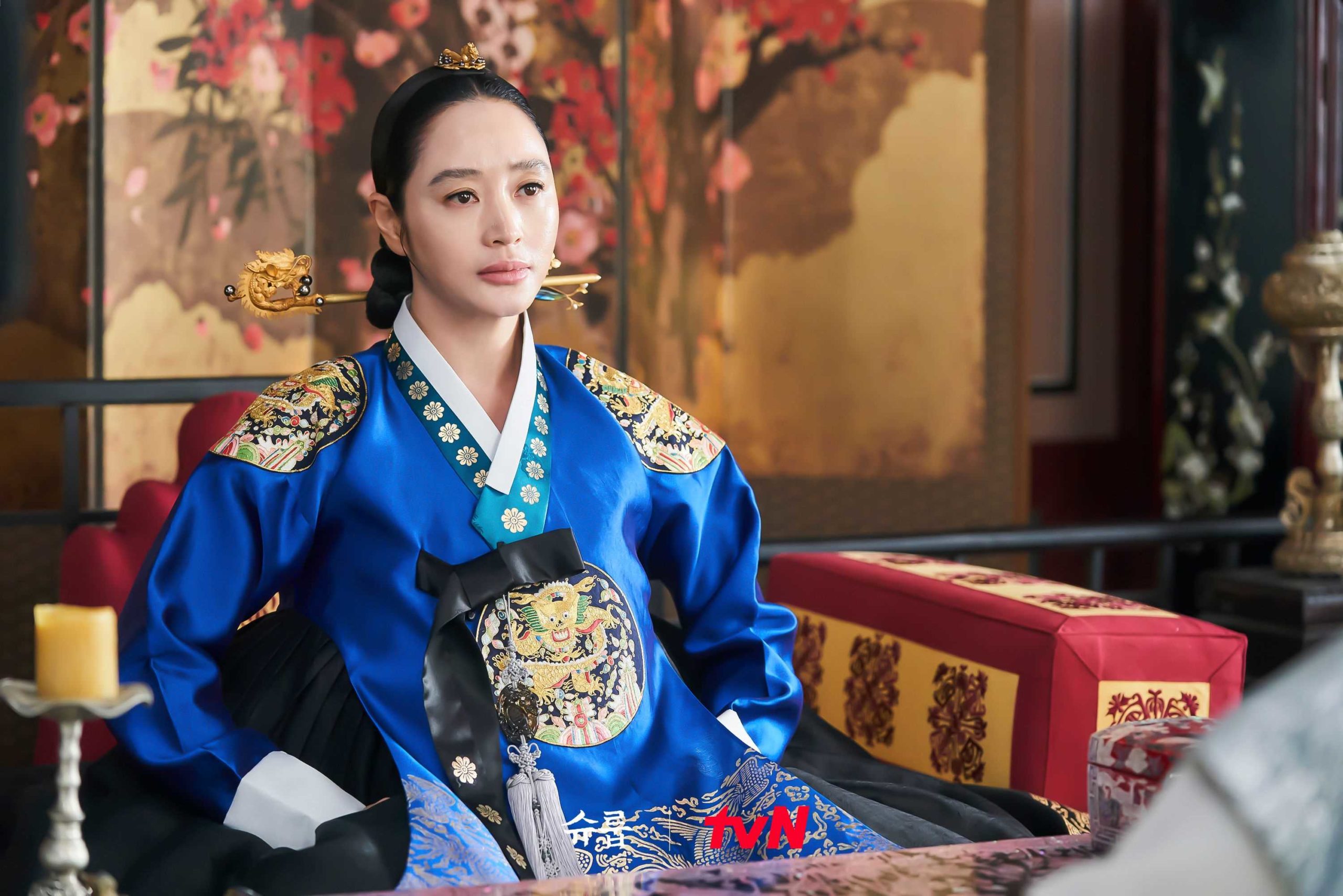2022 年度「最亮眼演員」TOP 5！《財閥家的小兒子》宋仲基今年連兩部戲劇都爆紅！童星出生的「她」贏過眾人拿下第一！