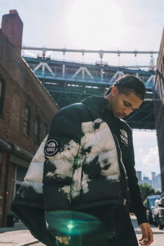 從高山帥到街頭！ The North Face 經典羽絨外套 Nuptse 歡慶 30 週年，多款限定單品同步登場！