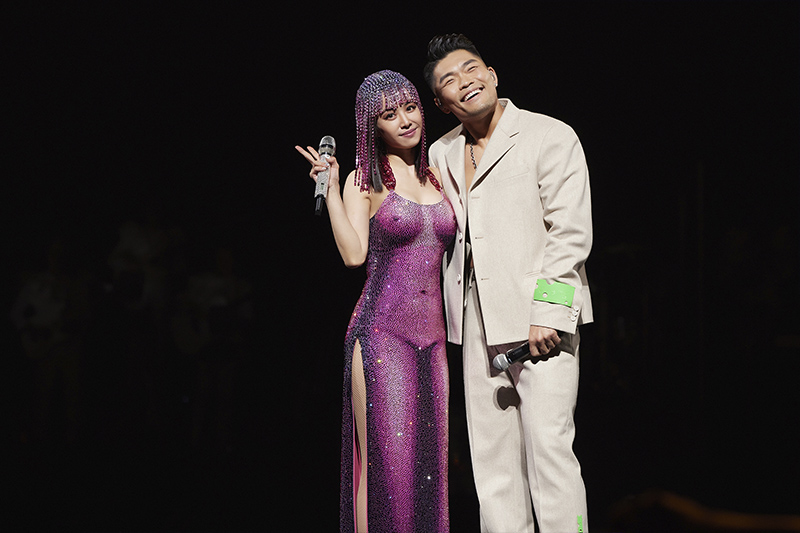 蔡依林「UGLY BEAUTY」力邀金曲歌王合體對唱！「裸鑽尤物」造型更令 李玖哲 直呼：眼睛不知道擺哪