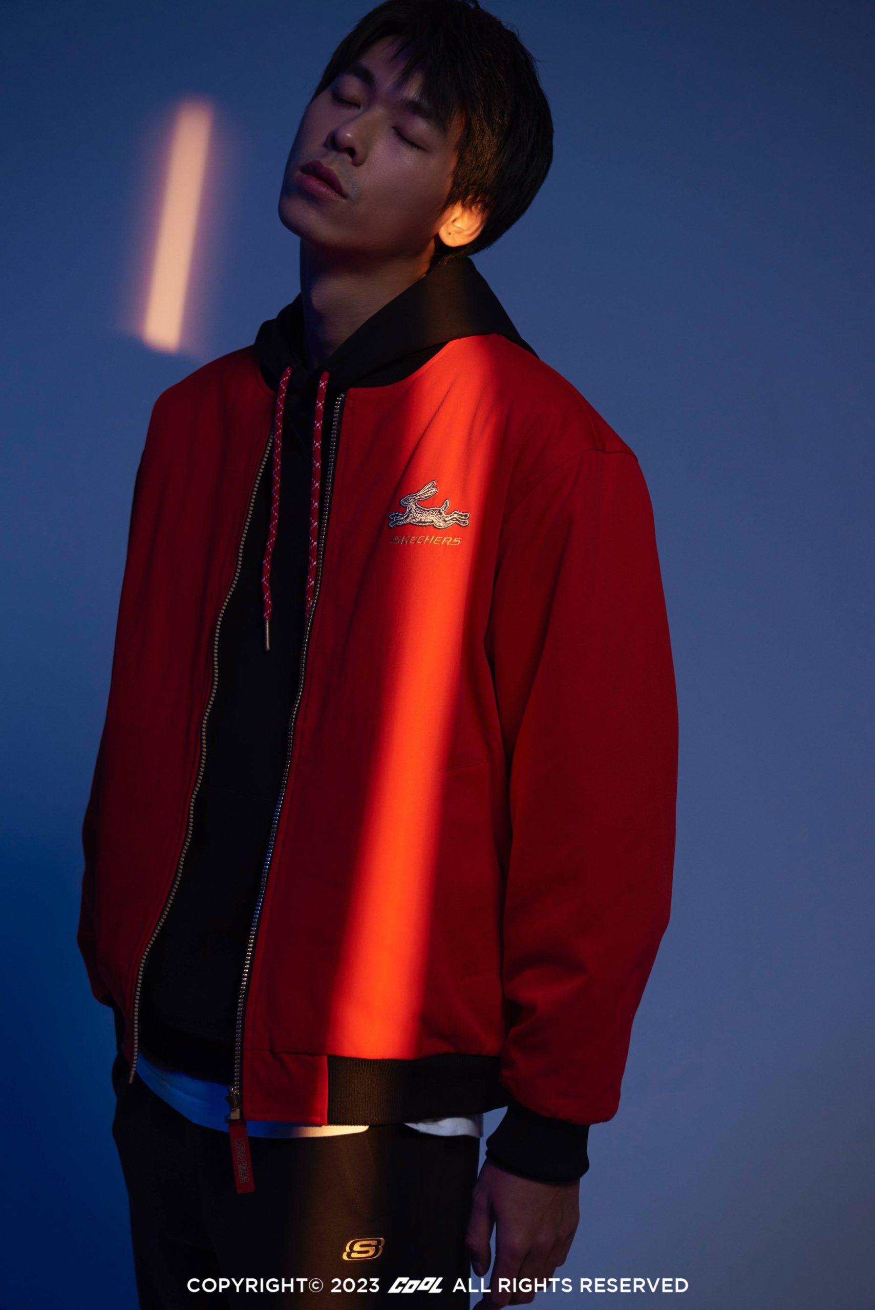 這樣的新春穿搭你有看過？顛覆既有套路X超強視覺衝擊！跟著SKECHERS一起「兔」飛猛進 最潮CNY由你走起！