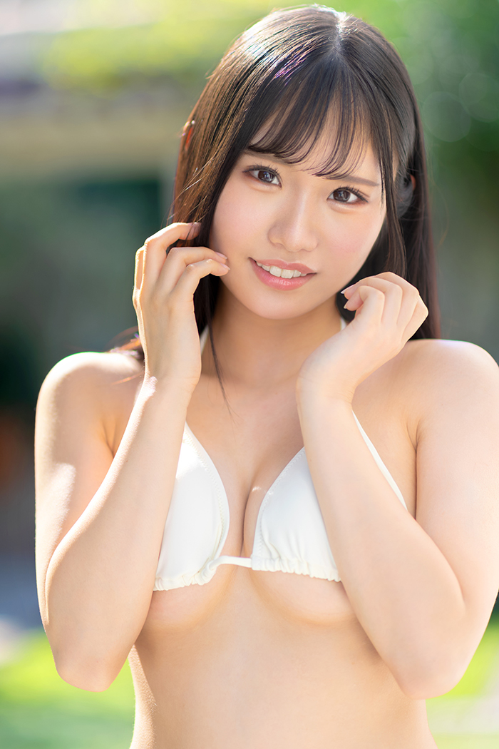 超新星重磅亮相，一出道就打進銷售冠軍！E cup 女優「鈴の家りん」將於 Prestige 發行首部作品