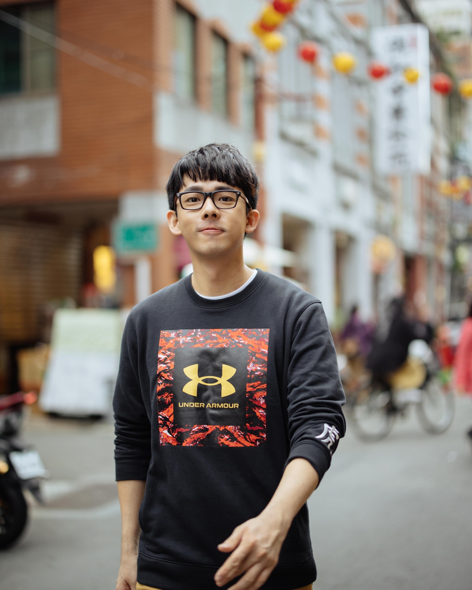 阿滴 過年緊急取消機票！自曝「手肘變形」一到醫院才知罹患痛風　認了平時三大壞習慣恐釀禍