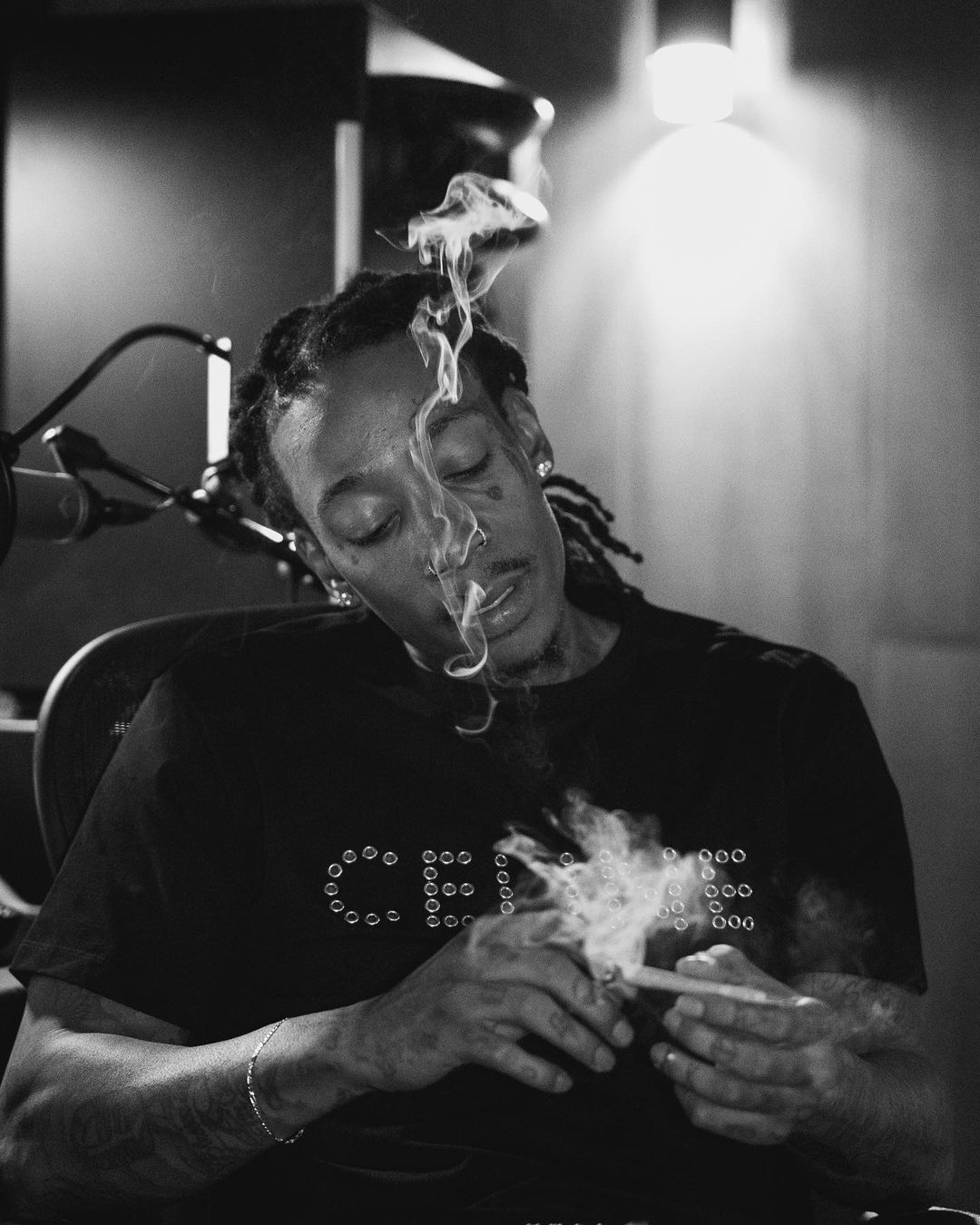 Wiz Khalifa – Work Hard Play Hard