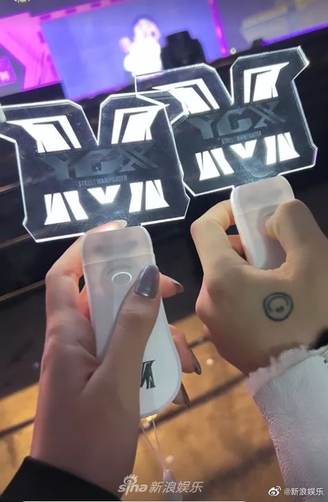 沒 Jennie 還有她？GD 新女友身分遭起底，網：「不意外，是那種千金小姐」