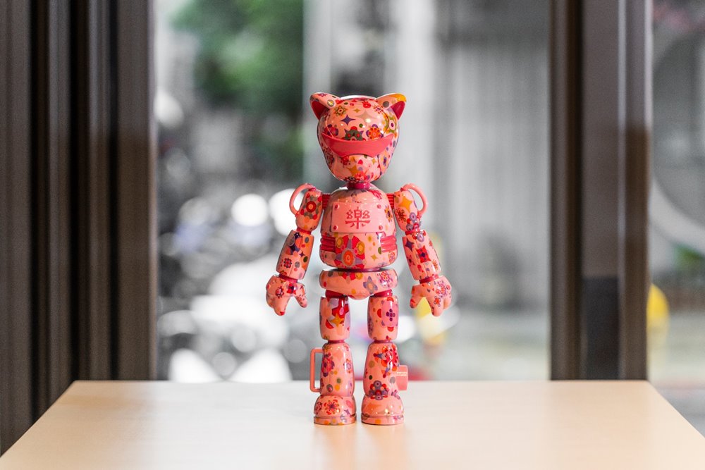 來自台灣的藝術潮玩！麥吉 machi machi X 方文山龐克貓聯名展限定登場，青花瓷、紅顏如霜特殊版來這就看得到！