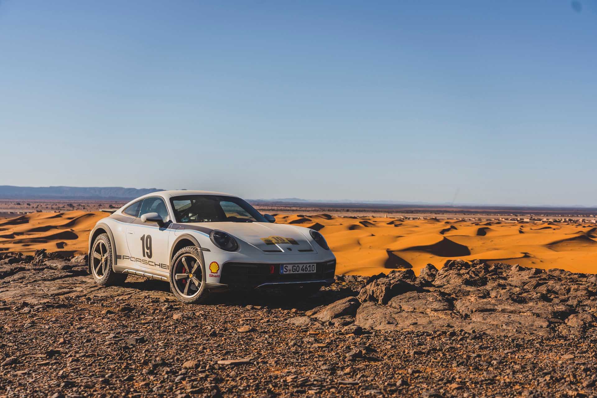 Porsche 911 Dakar Rallye Design Package-2