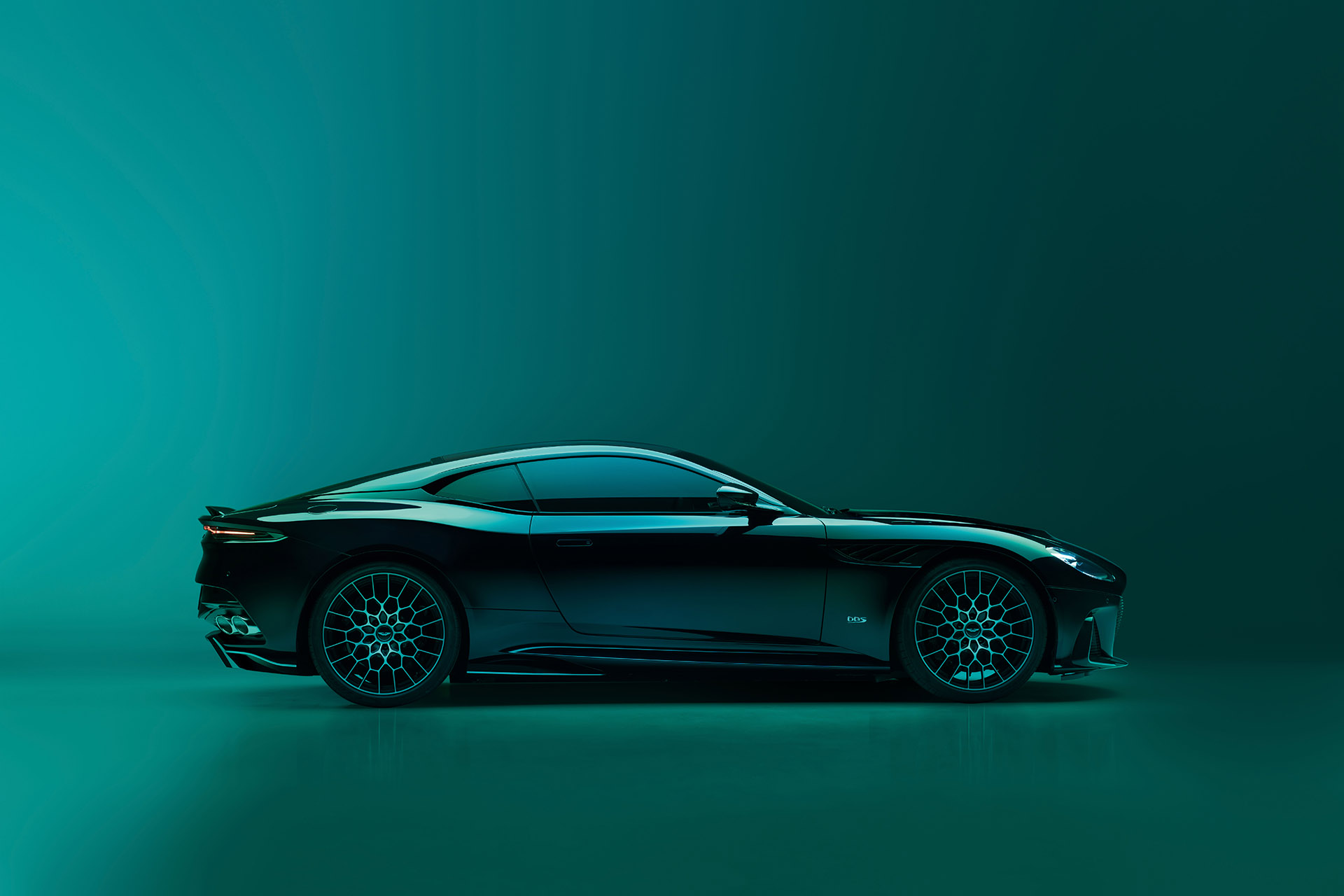 V12 最終章！Aston Martin DBS 770 Ultimate 限量 499 台發布！