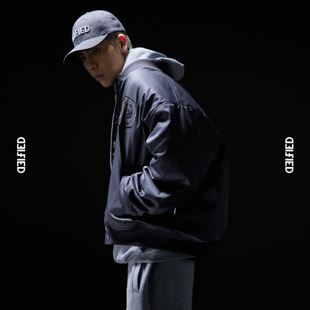 迴文與雙向圖的平衡美學！台灣新銳品牌 DEIFIED 釋出首個膠囊系列