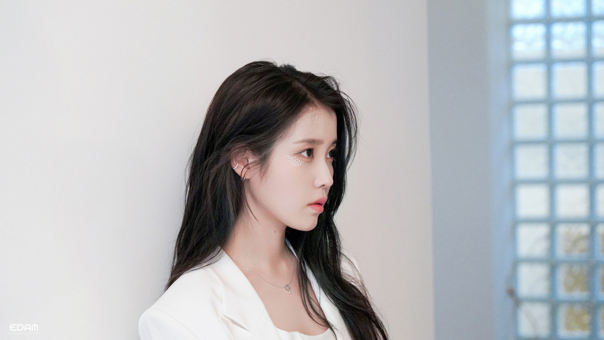 公佈 2022 韓國「最愛廣告明星」TOP 5！IU 僅拿下第四！天團BLACKPINK、BTS 防彈少年團竟都輸給「他」？！