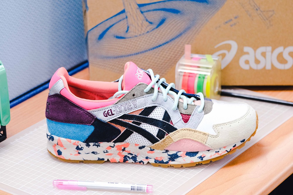 COOL 開箱｜集結過去所有聯名配色元素！搶先近賞 ASICS GEL-LYTE V 三十週年特殊版本