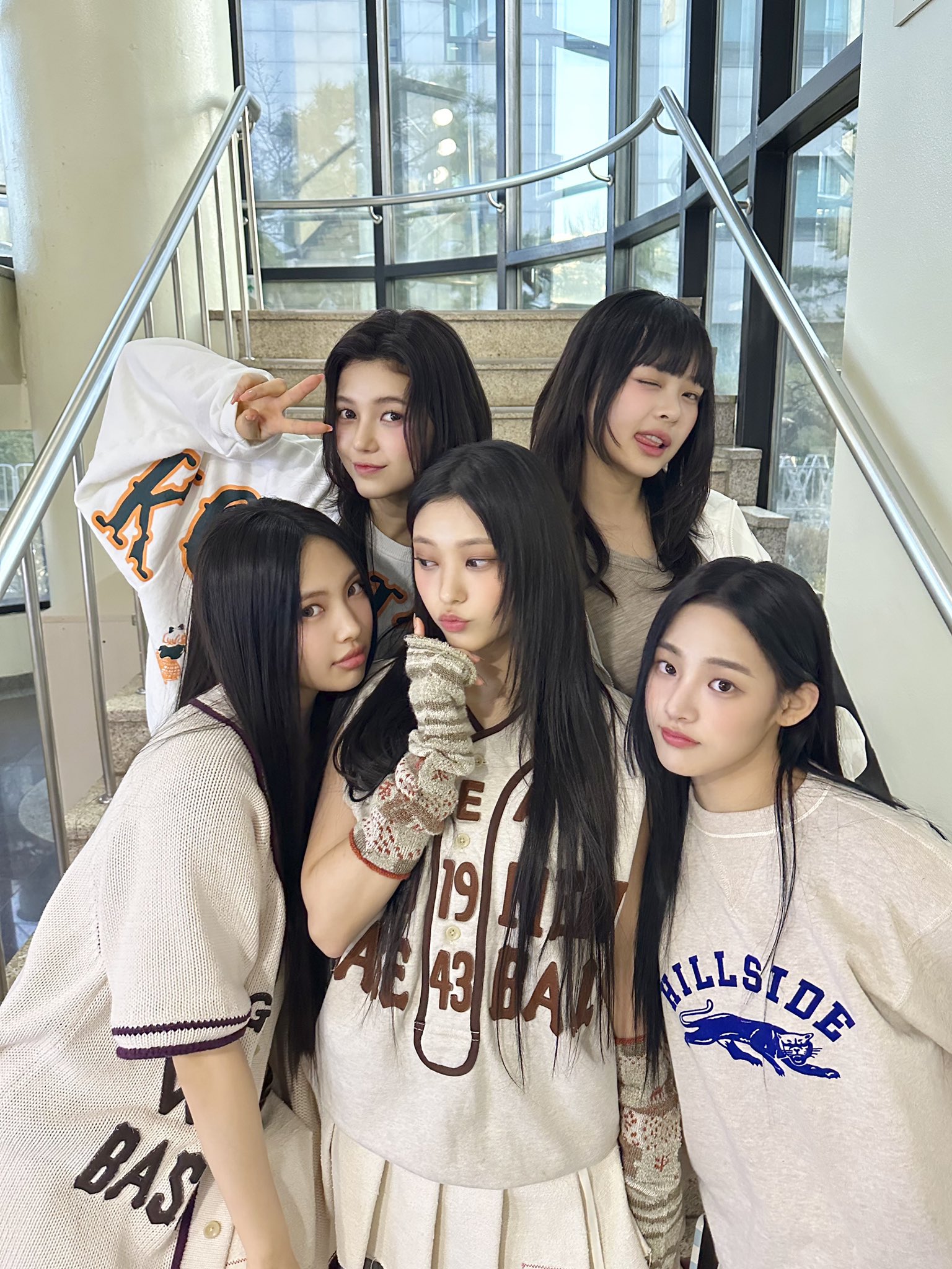 死侍居然也是 NewJeans 粉絲！萊恩雷諾斯 搭配〈OMG〉拍攝影片，不到一天吸引百萬人朝聖