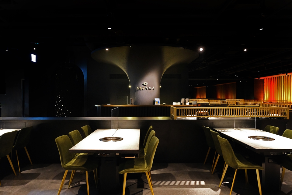 燒肉控必存！台中人氣燒肉店「燒肉風間」全新Feast套餐：近江A5和牛、北海道馬糞海膽...海陸協奏曲