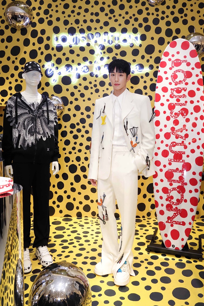 人氣韓星丁海寅站台！ Louis Vuitton 台北 101 旗艦店全新開幕，草間彌生聯名同步開賣！