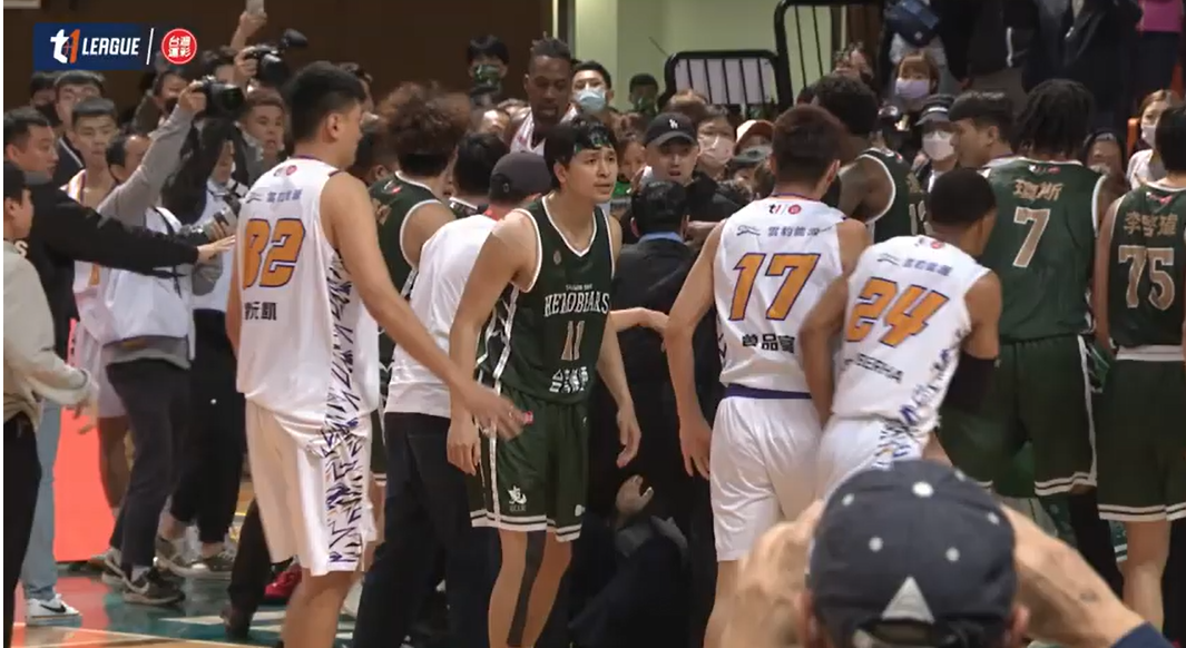 台啤追打助教重罰三十萬！T1 聯盟史上最大衝突懲處出爐，雲豹、英熊多人遭罰款、禁賽！