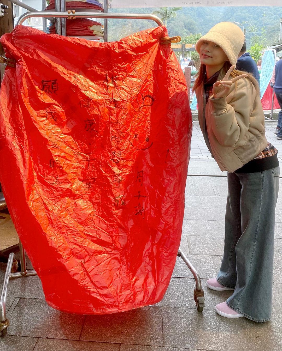 「國民女友」周子瑜曬初戀仙氣美照迷倒百萬人！連 IG 官方小編也淪陷