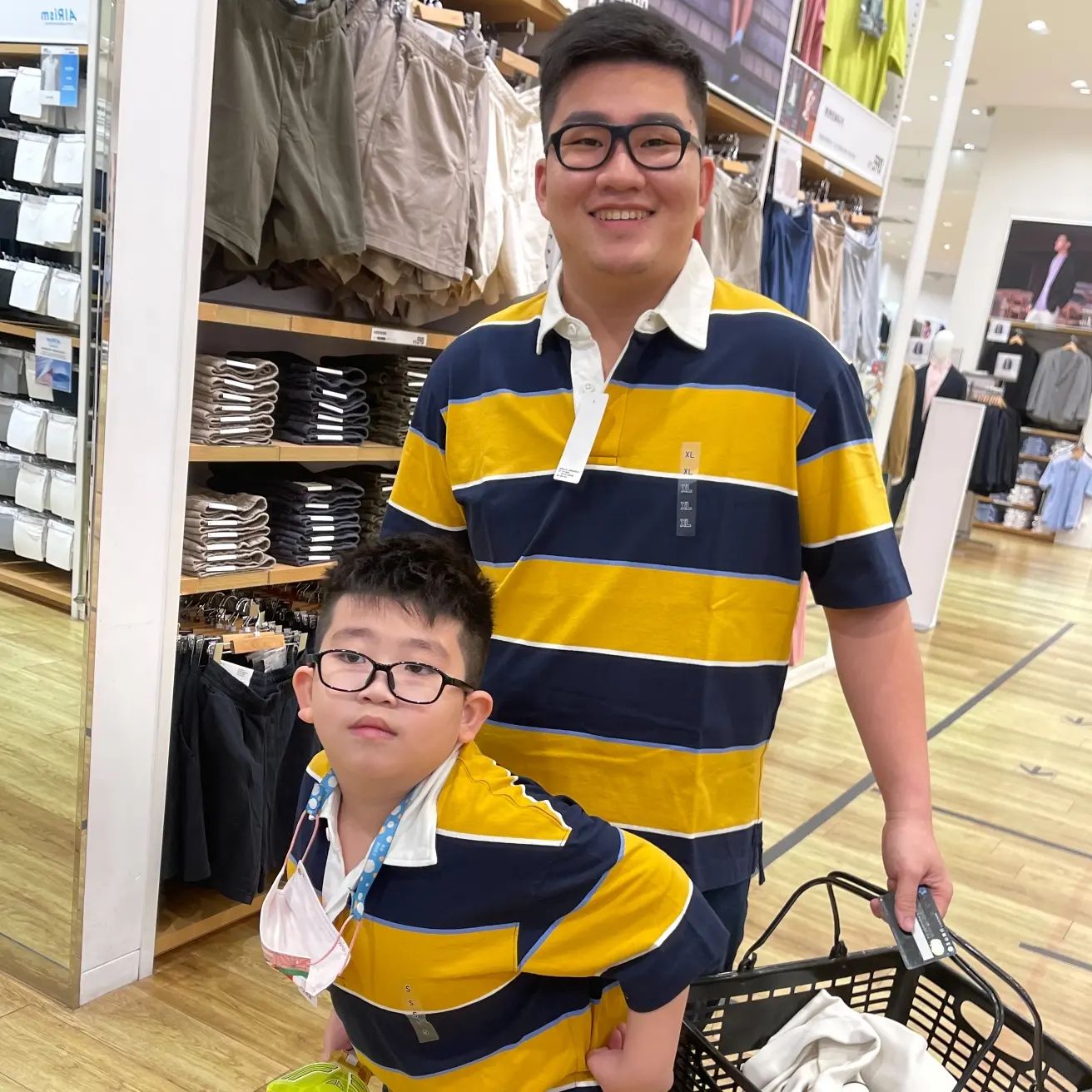 網友笑推「原來小孩都這麼大了！」Joeman 攜手 新豐街底迪 攜手拍片，竟因太相似、連本人都震驚：真的不能偷生