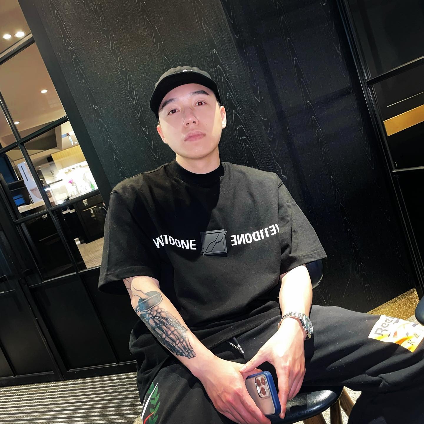 嗆打趴全台！Toyz 宣佈開飲料店「售價 19 元」：品質比其他網紅店更好