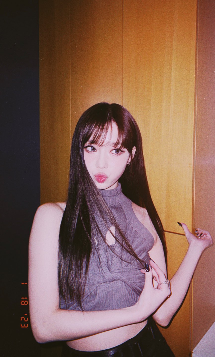 「行走 CD」無誤！aespa 登上 CCMA 典禮表演，Winter 精彩 solo 獲熱議：她的歌聲又再進化