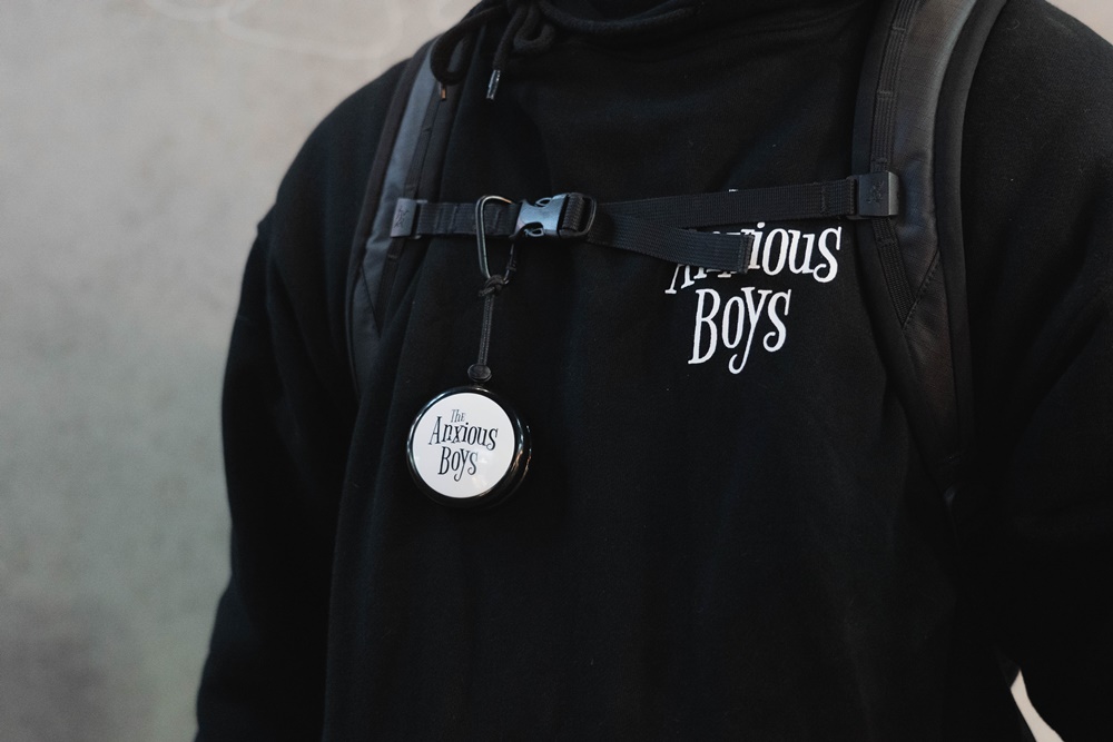 新銳藝術家 GARY 攜手⼩宇宙溜溜球再啟「The Anxious Boys 焦慮俱樂部」快閃店，限量溜溜球讓你解憂！