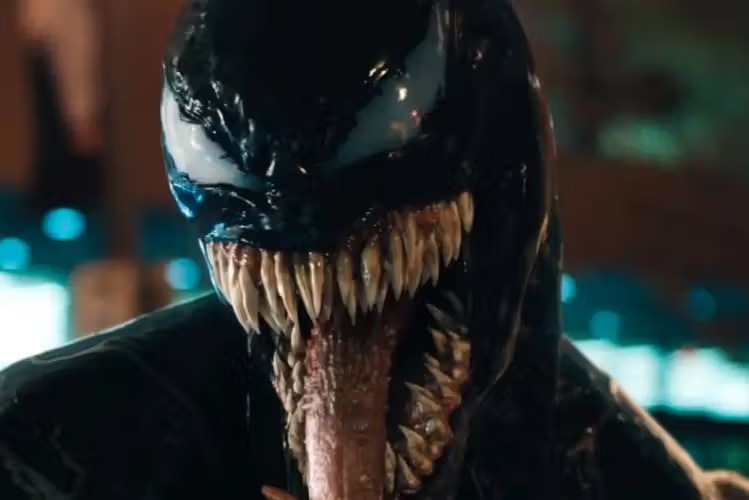 Tom Hardy 親自預告《猛毒 3》開拍，將把蜘蛛人「壓在地上打」？