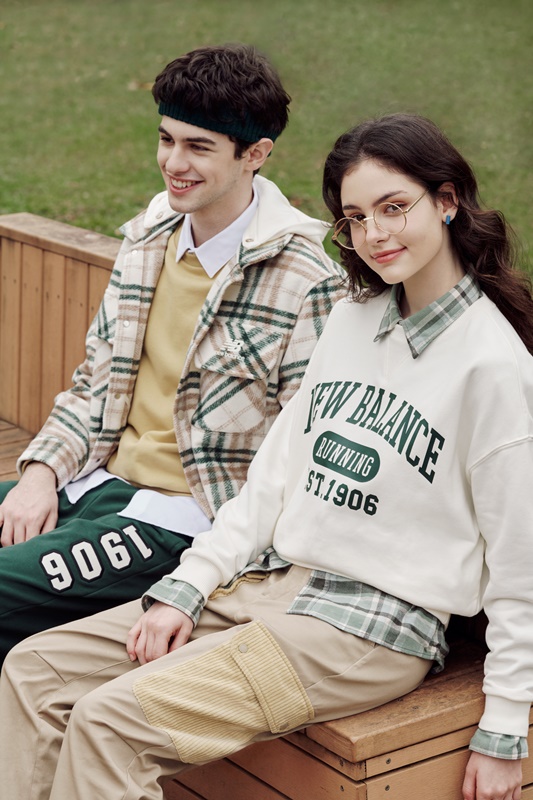 跟 IU 談場校園初戀？ New Balance 釋出 NB 1906 潮流形象店限定服飾，美式學院風強勢回歸！