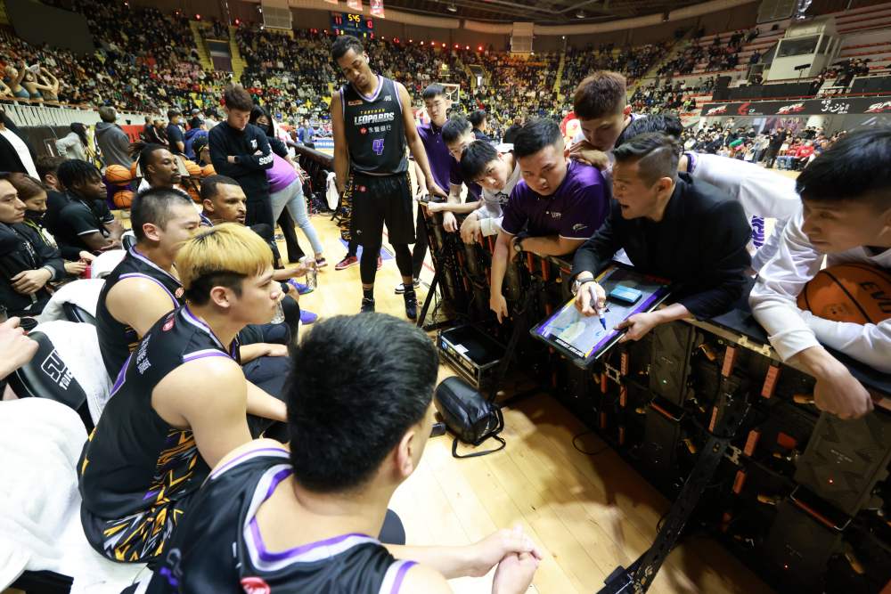 魔獸回歸繳雙十表現，帶隊終止十連敗！桃園雲豹大比分擊敗台中太陽，年後打出新氣象！