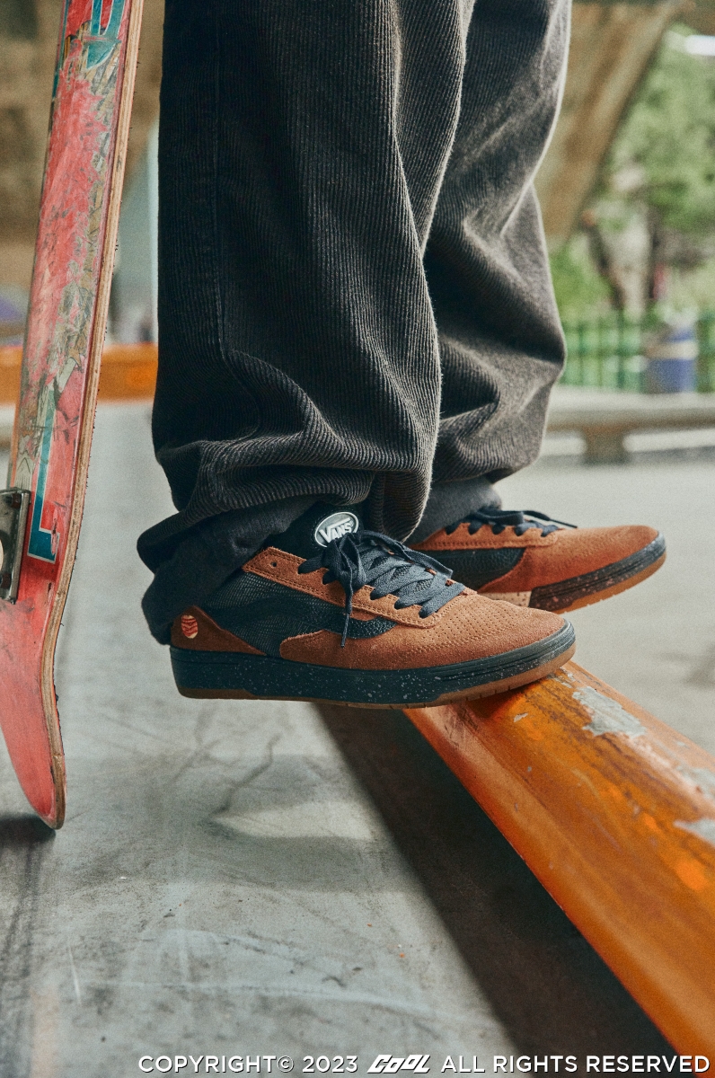 Vans2