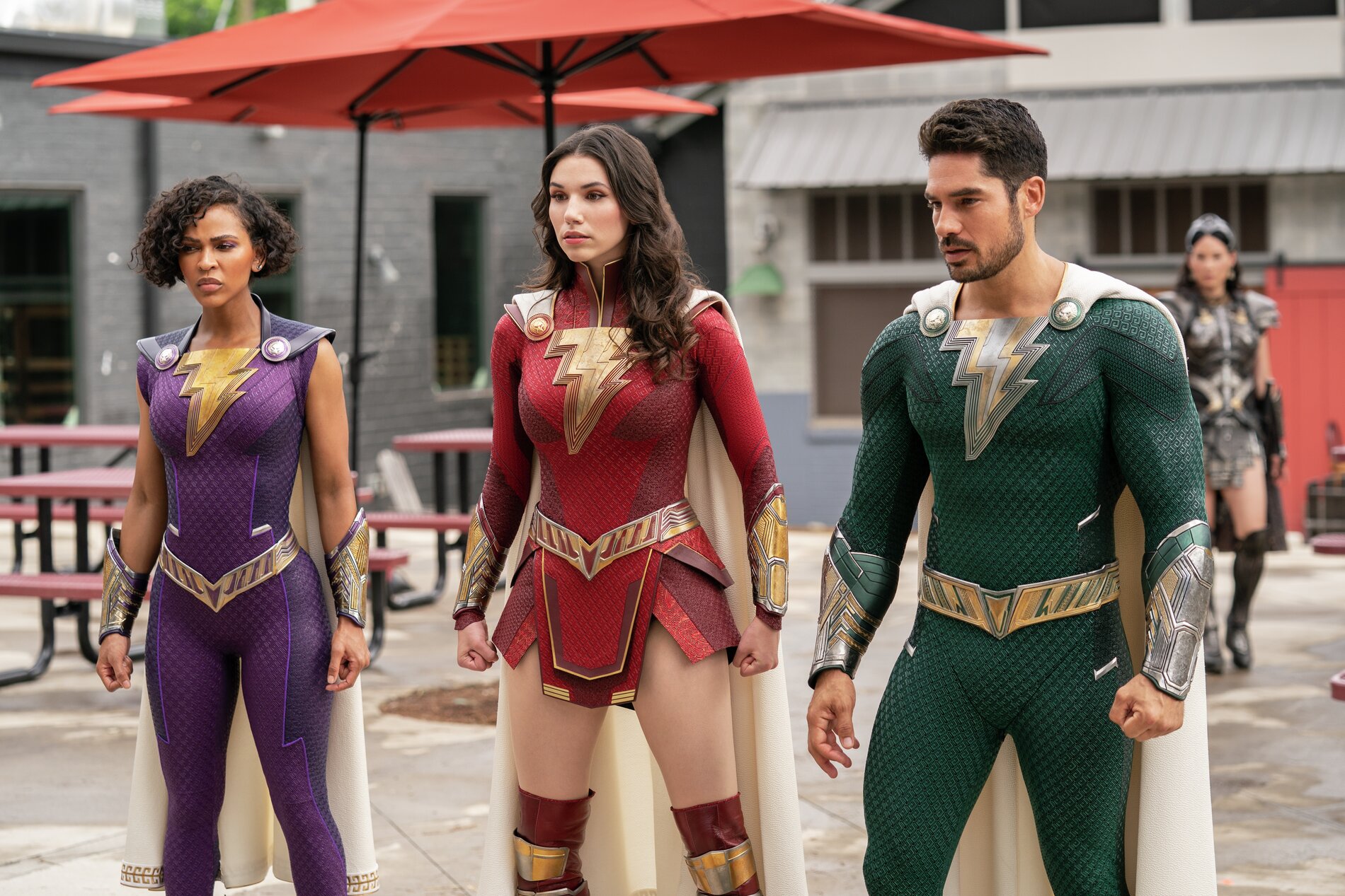 外媒好評爆表！《沙贊！眾神之怒》終極預告發布