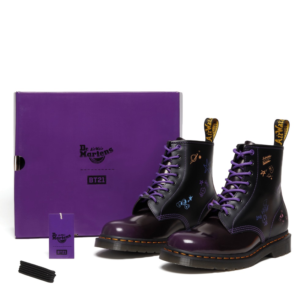 紫色魔力來臨！Dr. Martens x BT21 聯名系列即將發布，可愛細節翻玩藝術經典！