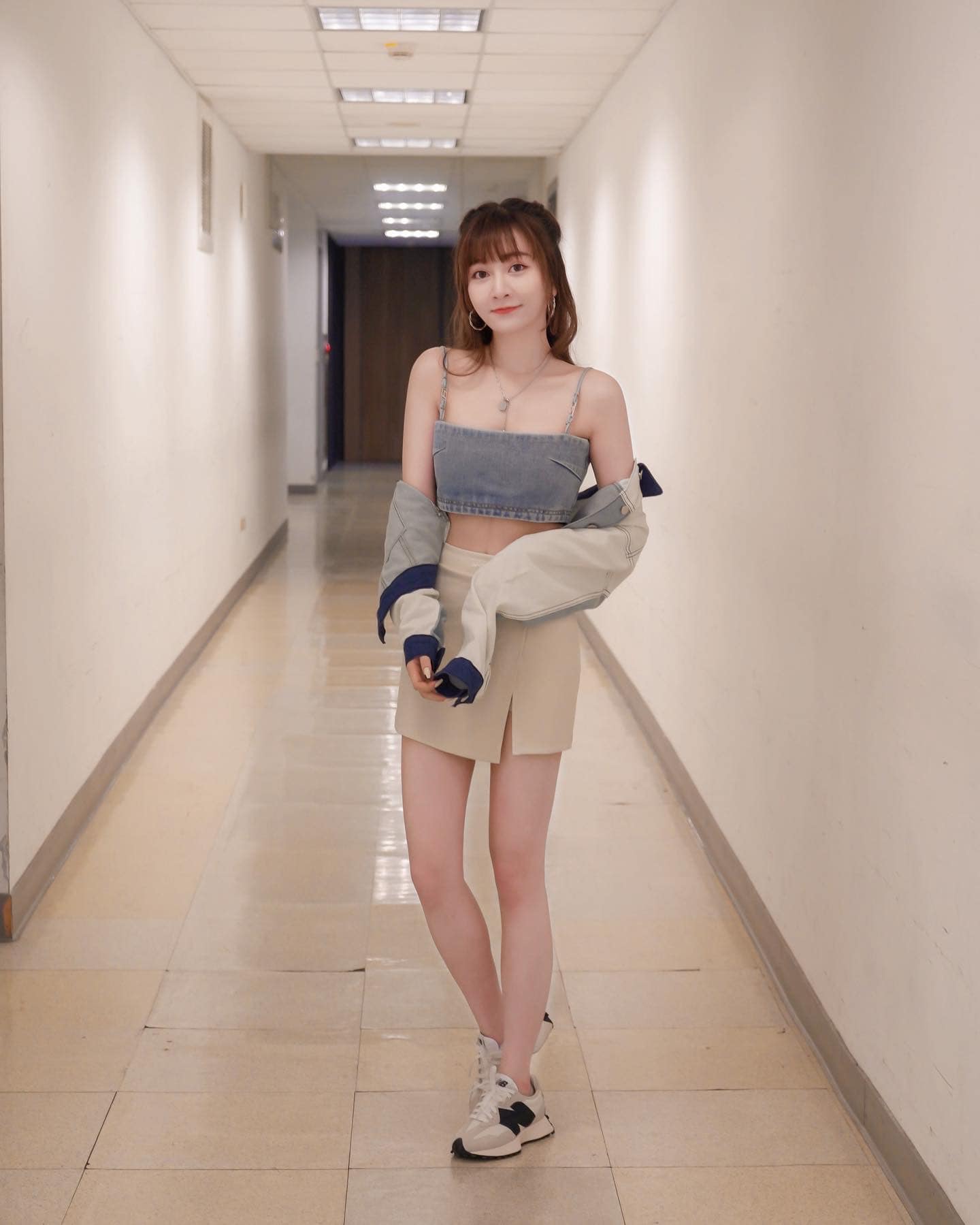 陳零九情斷 10 年女友！ 3 女星疑選邊站　先後發文暗嗆「狐狸精」篠崎泫首度回應